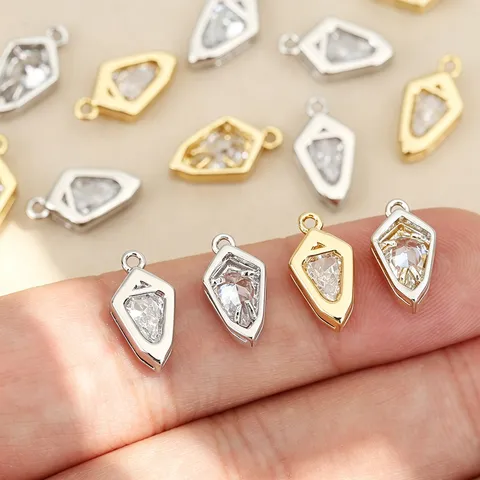 Ciondolo a Scudo Rombo in Zirconia Placcato Oro 18K Rame Geometrico Accessori per Gioielli Fai-da-te per Donna Ciondoli per Collana