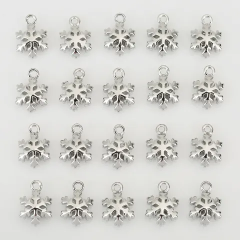 Exquisite Snowflake Pendant DIY Jewelry Accessories 18K Gold Plated Copper Winter Style Hanging Charms For Necklace Making