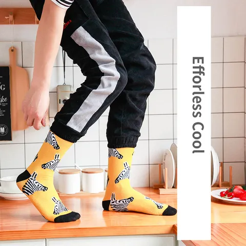 Men Women Street Trend Cotton Blend Mid-Tube Socks Colorful Geometric Animal Print Retro Skateboard Crew Socks