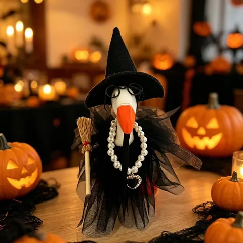 Set di Cappello da Strega e Mantello di Halloween per Animali Domestici Con Collana di Perle Artificiali Occhiali Scopa Divertente Costume da Oca Accessori Cosplay per Gatti Cani Decorazione Tavolo