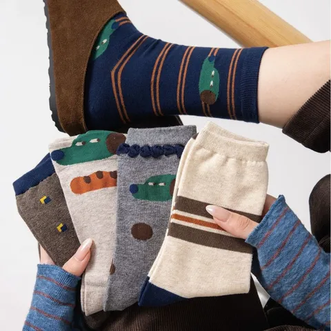 Women Casual Cotton Mid Tube Socks Cute Cartoon Animal Illustration Pattern Breathable Soft Fashion Hosiery