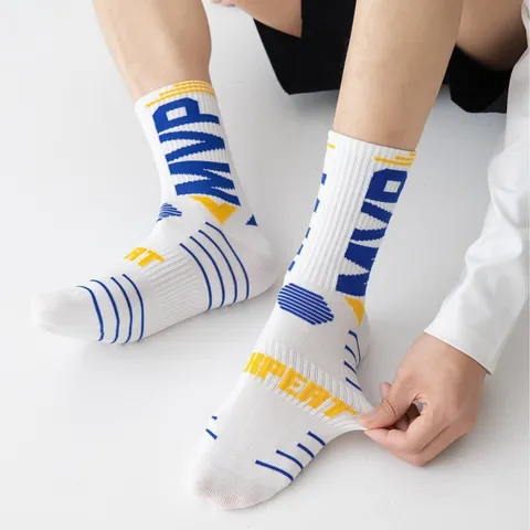 Herren Basketball Sportsocken Atmungsaktive Baumwolle Nahtlose Athletische Mittlere Socken