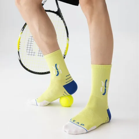 Herren Sport Crew Socken Farbblock Baumwolle Feuchtigkeitsableitend Atmungsaktiv Sport Laufen Basketball Socken