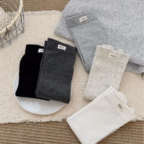 Japanese Style Cotton Split Toe Socks Comfortable Mid-Calf Two-Toe Tabi Socks With Cloth Label Solid Color Sweat Absorbent Fashion Socks For Women