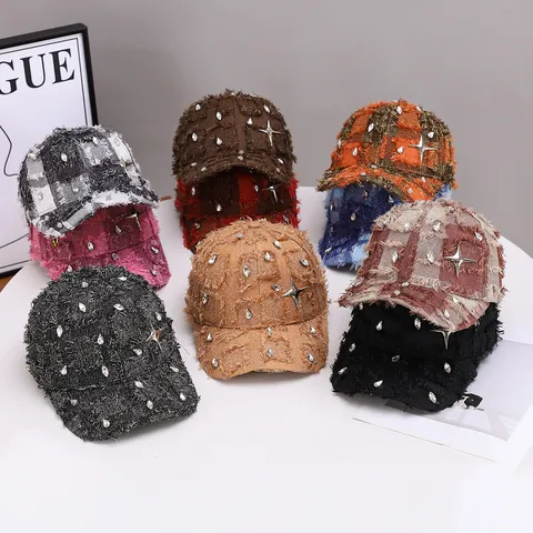 Women's Fashion Polyester Rhinestone Checkered Baseball Cap With Metal Star Fringed Tassel Curved Brim Sunshade Street Hat