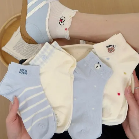 Chaussettes Courtes Tendance Été Fin Coton Peigné pour Femmes Mignon Style Japonais Rayé Pois Chaussettes Bateau