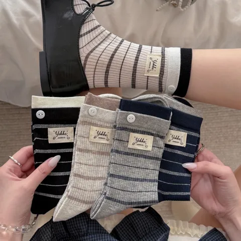 Chaussettes Mi-hautes Femme Casual Rayé Bicolore Style Coreen Faux Deux Pièces Bouton Mélange Coton Douces Respirantes