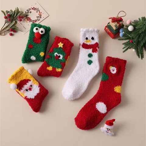 Women Christmas Coral Fleece Socks Thickened Warm Floor Sleep Socks Cartoon Santa Snowman Christmas Tree Fuzzy Mid-Calf Socks