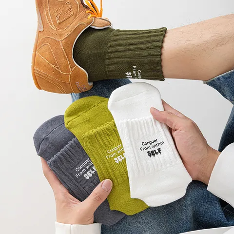 Men's Cotton Mid-Calf Socks Japanese Cityboy Style Thick Line Ribbed Socks For Men Vintage Workwear Outdoor Camping Athletic Crew Socks Letter Print