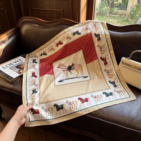Dames Vintage Paard Geometrisch Bedrukte Vierkante Satijnen Sjaal Mode Halsdoek Zonbescherming Sjaal