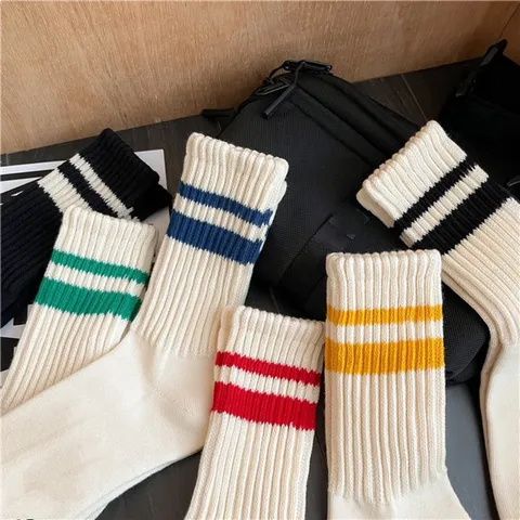 Women's Casual Polyester Striped Crew Socks Double Bar Preppy Style Mid Calf Socks For Autumn Winter Sports Fashion Socks