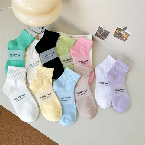 Damen Casual Baumwolle Socken Einfarbig Bonbonfarbe Morandi Farben Gerippt Crew Knöchelsocken Weiblich Täglich Mode Socken