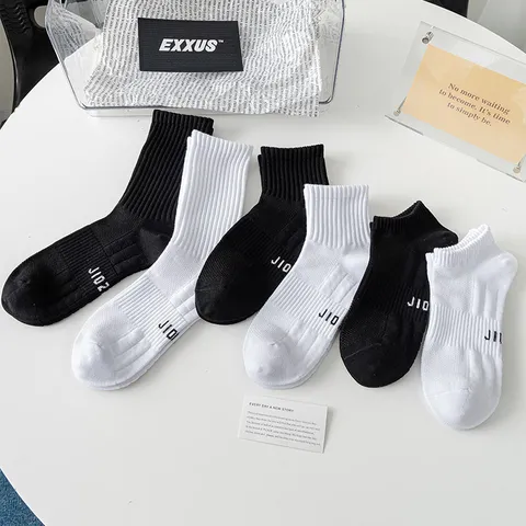 Unisex Athletic Cotton Socks Breathable Solid Color Sports Crew Socks Ankle Socks Long Socks For Men Women Basketball