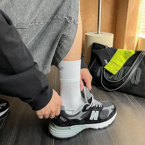 Men Cotton Mid-calf Sport Socks Embroidered Letters Double Ribbed Cuff Breathable Basketball Socks Casual Streetwear Socks