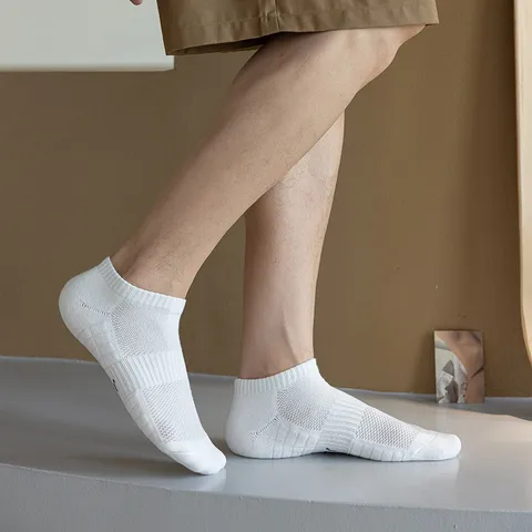 Men Sport Socks Combed Cotton Towel Bottom Athletic Mid Tube Long Short Socks Black White Breathable Basketball Running Socks