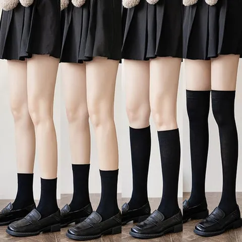 Calcetines de Algodón Estilo JK para Mujer Blanco Negro Media Pierna Sobre la Rodilla Calcetines Altos para Niñas Escuela Lolita Calcetines Casuales