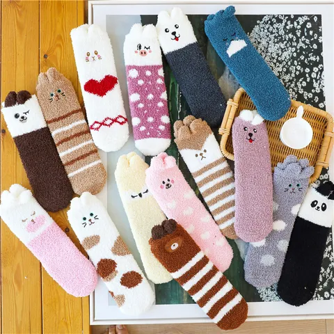 Damen Winter Cartoon Süße Tier Korallenfleece Socken Verdickte Warme Schlafsocken Weiche Wadenhohe Bodensocken Für Zuhause Täglich