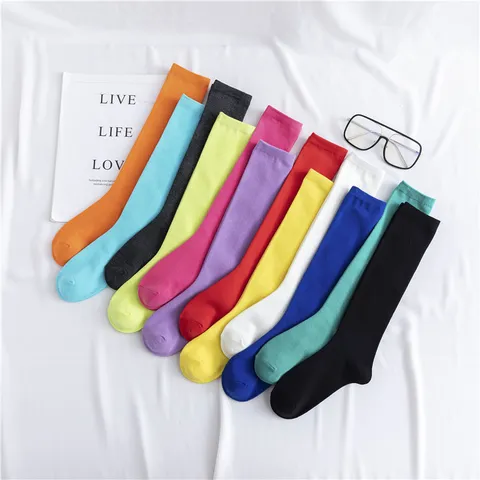 Damen Bonbonfarbe Baumwolle Wadenstrümpfe Einfarbig Basic Lose Lange Kniehoch Atmungsaktiv Leuchtend Alltägliche Socken Strumpfwaren