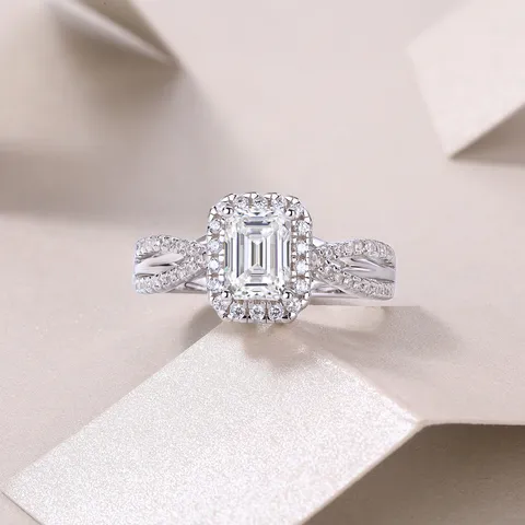 Bague Carrée en Moissanite de Luxe en Argent Sterling 925 Taille Émeraude Bague Empilable Élégante Bijoux de Mode pour Femmes