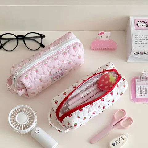 Ins Korean Cream Strawberry Quilted Pencil Case Large Capacity Plush Stationery Box Pen Case For School Girls Student Gift
