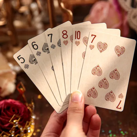 Carte da Gioco Vintage Fantasia Valzer a Tema Personaggi Fiabeschi Carte Retro per Festa Tempo Libero Teambuilding