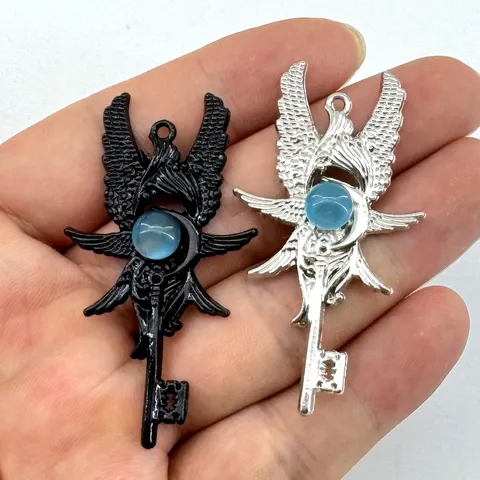 Vintage Angel Wings Key Pendant Necklace For Men Women Retro Zinc Alloy Rhinestone Charm DIY Jewelry Making Accessories Gift
