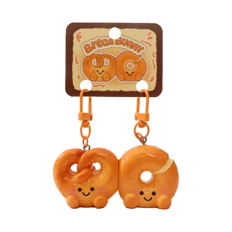 Mignon Visage Souriant Résine Couple Magnétique Porte Clés Assorti Sac Pendentif Pretzel Bagel Anneau Clé Créatif Pour Amoureux