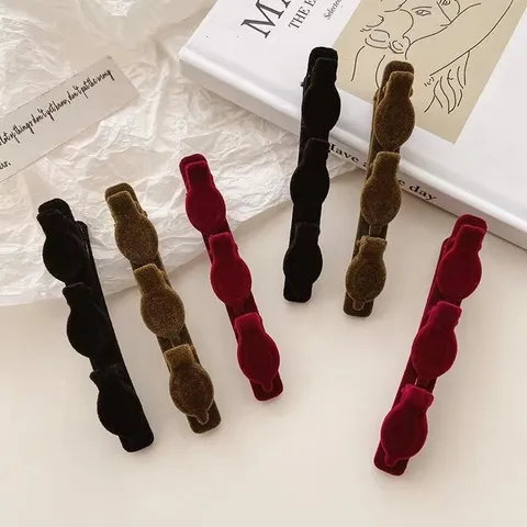 Minimal Flocked Side Hair Clip για Γυναίκες Solid Color Velvet Duckbill Hairpin Cute Daily Hair Styling Hair Accessories
