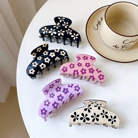Korean Ins Style Acrylic Flower Hair Clip Sweet Floral Heart Pattern Ponytail Large Claw Fashion Accessories Women Daily