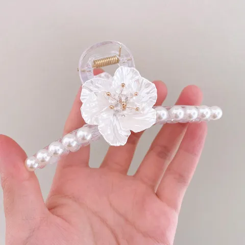 Pinza de Cangrejo para Cabello de Plástico Transparente Acrílico Flor Con Elegante Perla Artificial Incrustada Gran Pinza de Tiburón Ornamento para Mujeres Peinado Diario Moño