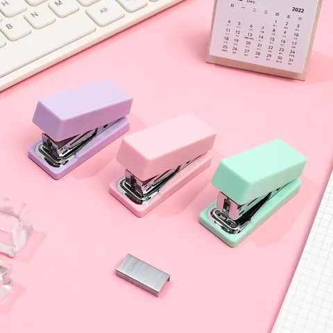 Macaron Farbe Mini Hefter Tragbare Arbeitssparende Handhefter Für Studenten Büro Bindewerkzeuge Schulbedarf