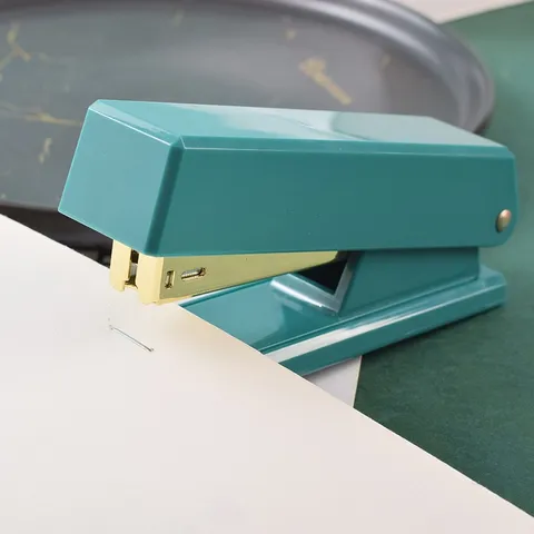 Luxury Christmas Stapler Red Green Gold ABS Metal Effortless Office Desktop Stapler For Paper Binding Elegant Stationery