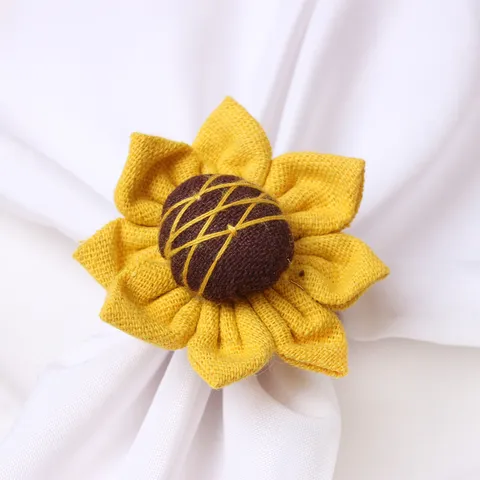 Handmade Sunflower Napkin Ring Fabric Flower Napkin Buckle Cotton Linen Table Decoration European Style Banquet Wedding Decor Accessory