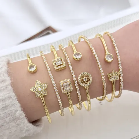 Leichter Luxus Zirkonia Krone Blume Armband Set Für Damen Legierung Reihdiamanten Doppellagiger Offener Verstellbarer Armreif Mode Schmuck
