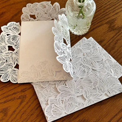 Elegant Hollow Floral Invitation Card Laser Cut Wedding Engagement Greeting Card With Envelope Ribbon For Party Blessing