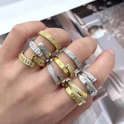 Anello Aperto da Donna in Rame Con Strass e Motivo a Vite Elegante Anello a Fascia Regolabile Con Pavé Geometrico a Forma di Chiodo Gioielli di Moda da Viaggio Giornalieri