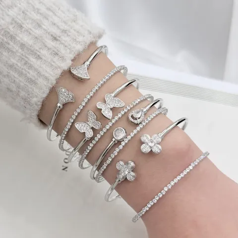 Bracciale Rigido Aperto in Lega di Lusso con Strass per Donna Gioielli da Mano Regolabili Geometrici a Forma di Ventaglio Farfalla Quadrifoglio