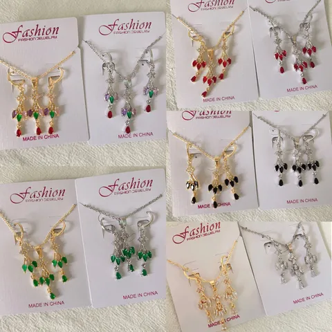 Set Gioielli in Rame Vintage Francese Placcato Oro Argento Micro Intarsiato Zirconia Spiga di Grano Nappina Orecchini Collana Set Donna