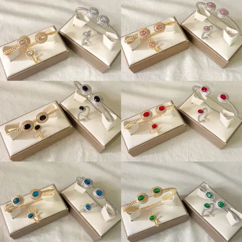 Set Gioielli in Rame Placcato Oro 18K Micro-Intarsiato Geometrico Ovale Zirconia Bracciale e Anello Regolabili per Donna Banchetto Gioielli Moda