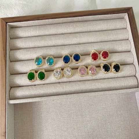 Orecchini a Bottone in Rame Placcato Oro Ovale Strass Stile Francese Orecchini Lucidi Geometrici Micro Pave per Pendolarismo Donna Gioielli Regalo