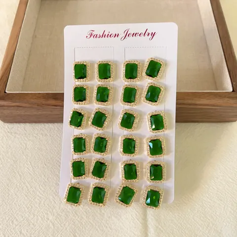 Orecchini a Bottone Geometrici Quadrati in Rame Placcato Oro Stile Francese Micro Intarsiato Strass Colorati Orecchini per Donna Regalo Gioielli