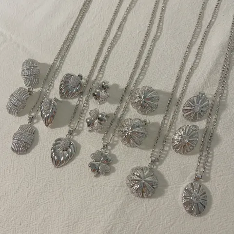 Set di Gioielli con Collana e Orecchini a Pendente con Bussola e Trifoglio in Rame con Strass Vintage da Donna Set Minimalista