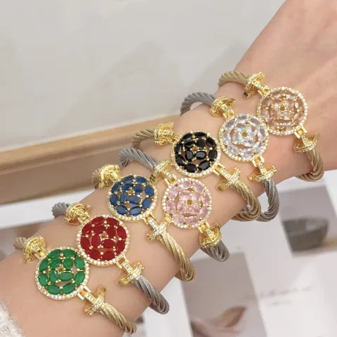 Bracciale a Fune Intrecciata di Lusso Leggero Europeo in Rame Placcato Oro 18K Micro Intarsiato Zirconia Tondo per Gioielli da Donna