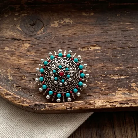 Broche Soleil Style Ethnique Tibétain Vintage Alliage Vieilli Turquoise Étoile Épingle Pour Femme Accessoire Vêtement Traditionnel
