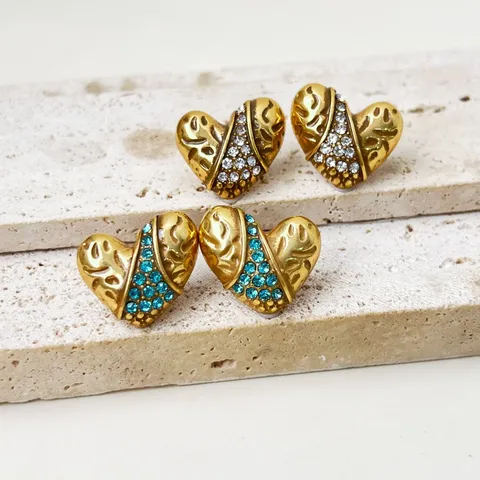 Vintage Heart Stud Earrings Gold Plated Alloy Rhinestone Earrings With 925 Sterling Silver Earring Post For Women Jewelry