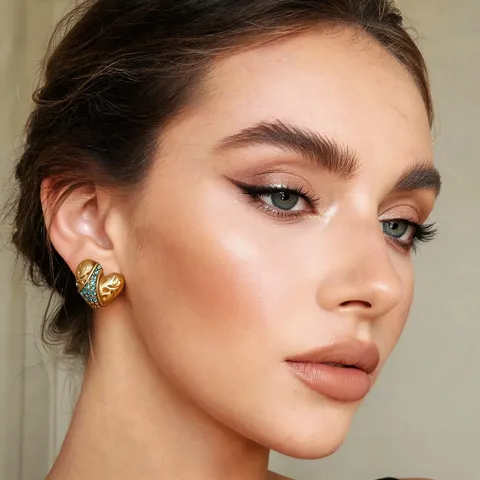 Vintage Heart Stud Earrings Gold Plated Alloy Rhinestone Earrings With 925 Sterling Silver Earring Post For Women Jewelry