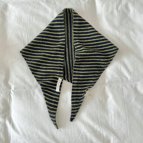 Korean Style Contrast Fine Striped Knit Triangle Scarf For Women Casual Warm Color Block Neck Chief Everyday Accessories Gift