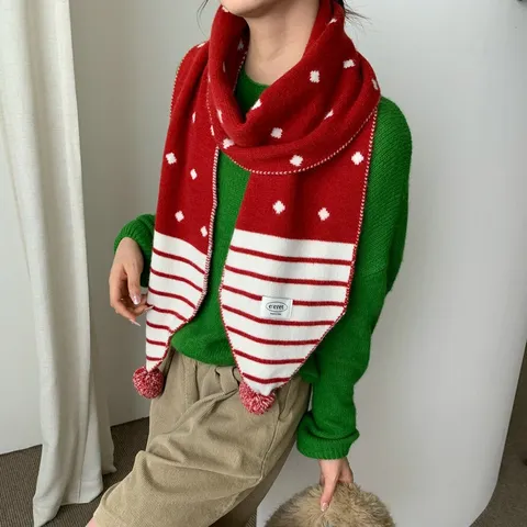 Écharpe en Tricot à Pois pour Femme Hiver Avec Décoration Pompon Tour de Cou Chaud Doux Écharpe en Imitation Cachemire pour Femme Style Collège