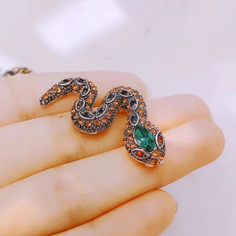 Vintage Alloy Snake Brooch Pin Rhinestone Crystal Animal Corsage Scarf Buckle Fashion Jewelry Accessories For Women Men