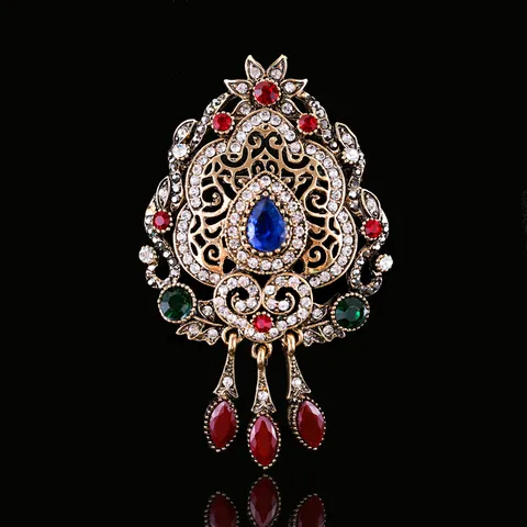 Vintage Baroque Alloy Rhinestone Brooch Luxury Court Palace Style Geometric Hollow Lapel Pin Corsage Overcoat Scarf Buckle For Women Men Jewelry Gift